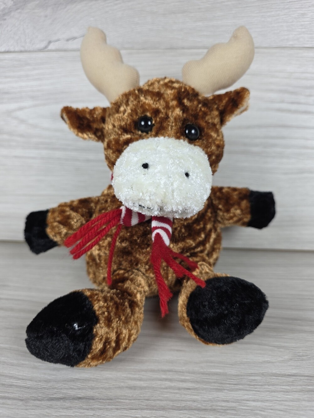 FLOMO Friends Forever Reindeer Plush Stuffed Animal w Antlers and Scarf SU36